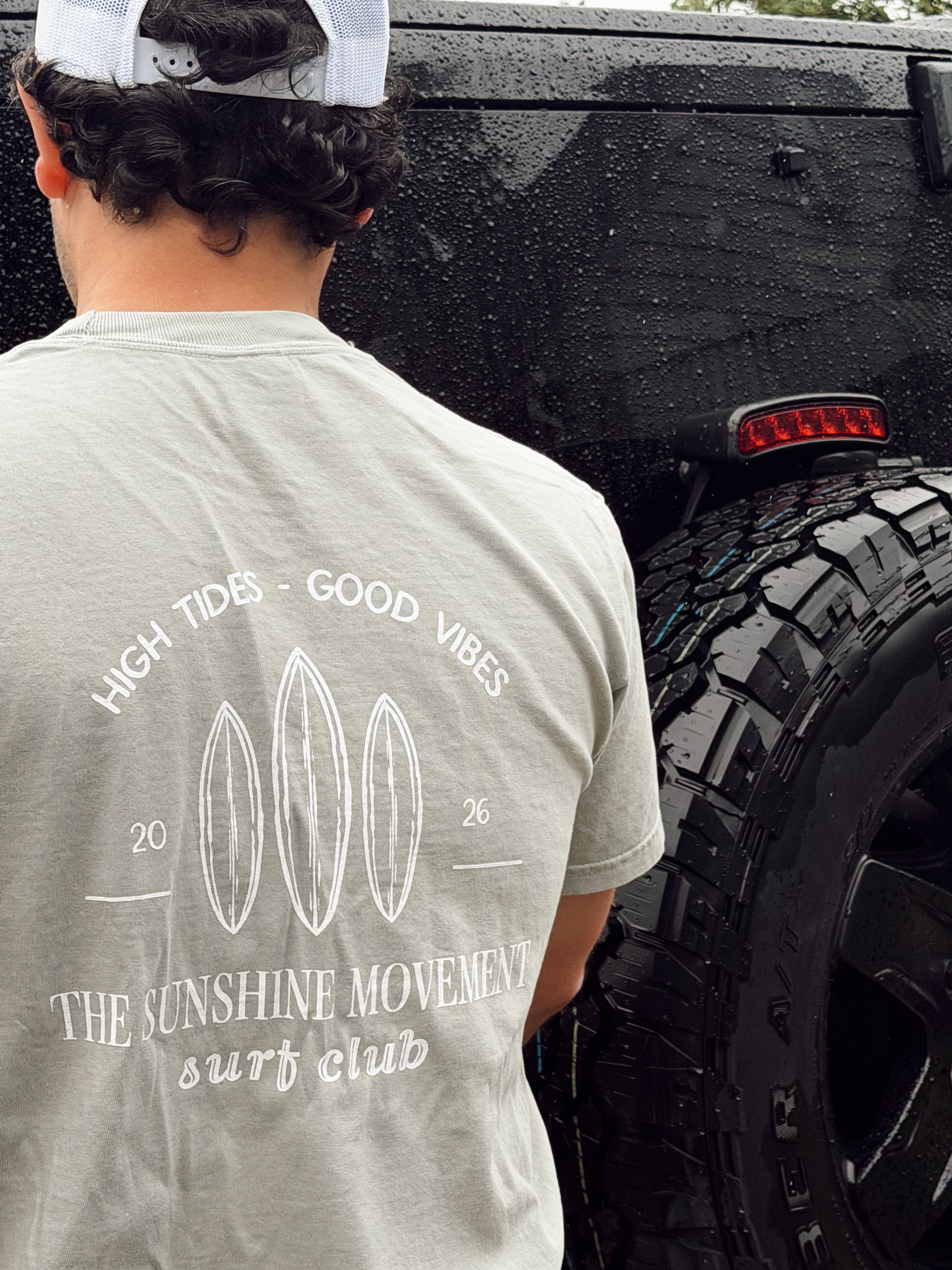 SURF CLUB TEE